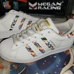 Adidas superstar great condition sz 6